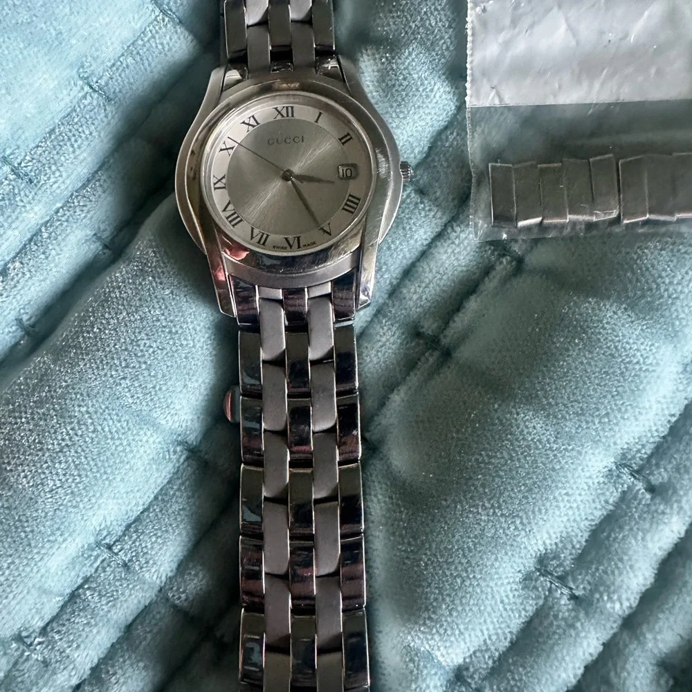 Gucci Silver-Tone Metal Watch - Picture 9 of 12